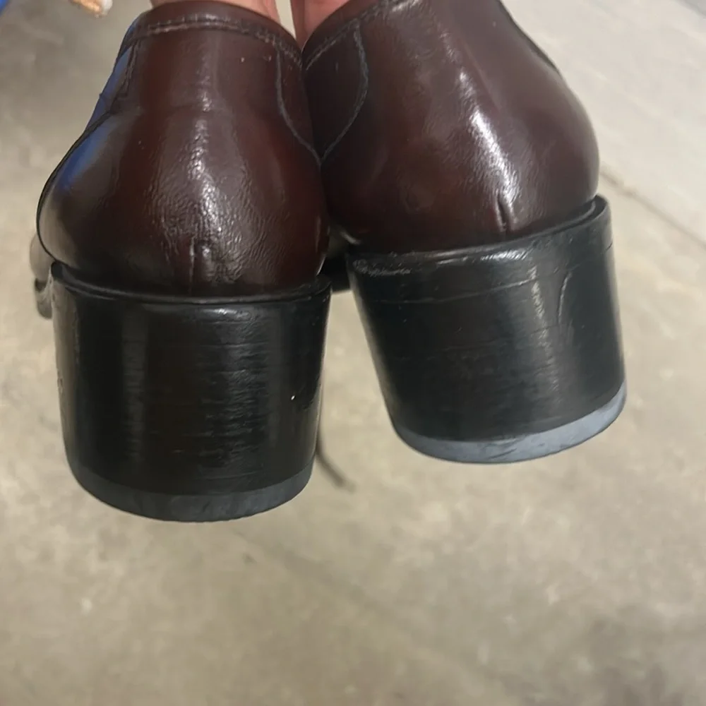 Classic Brown Leather Lace-Up Women's Loafers - Picture 4 of 7